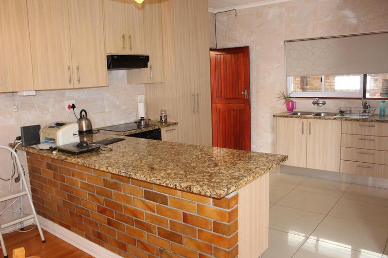 5 Bedroom Property for Sale in Churchill Estate Western Cape